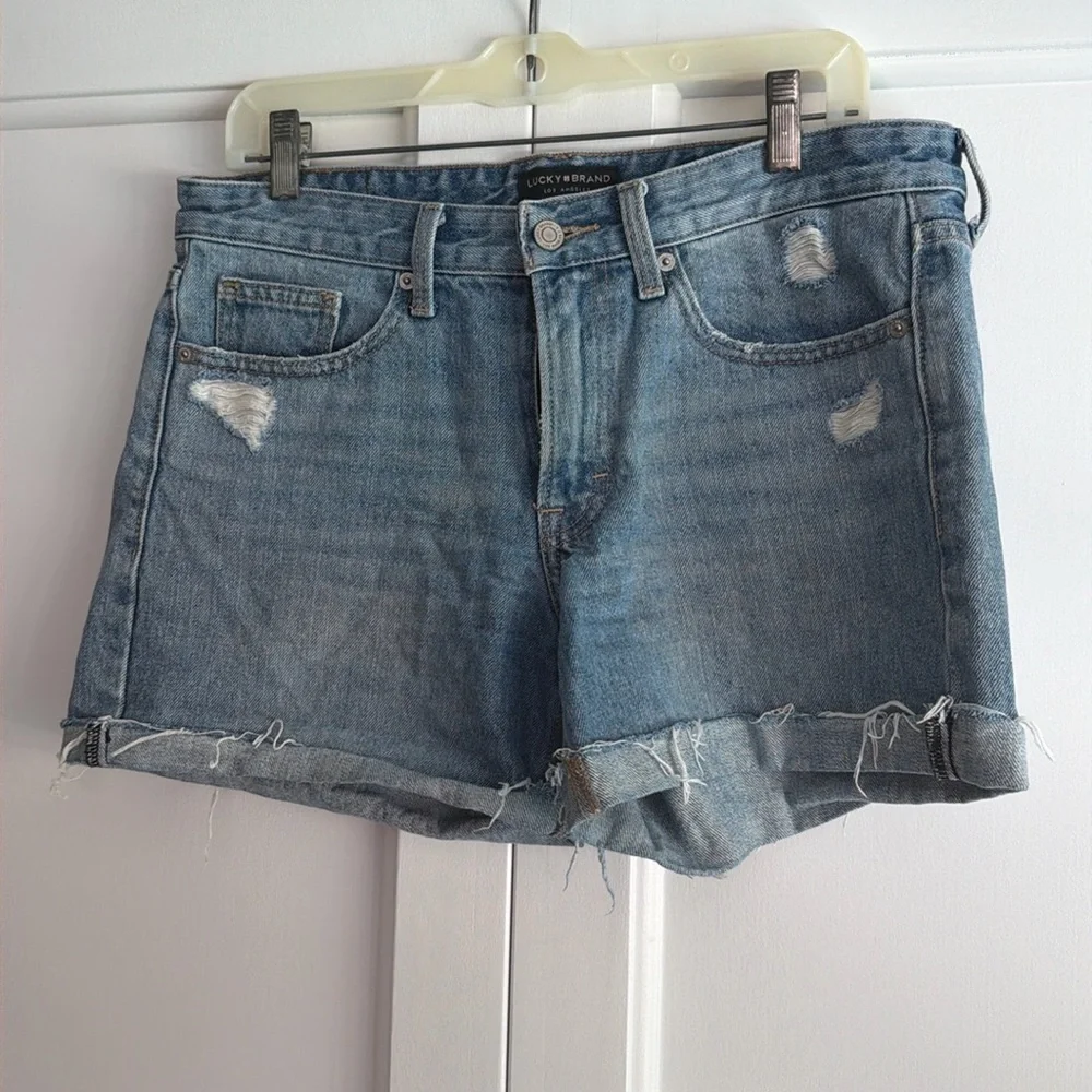Lucky Brand Shorts Sz 6 28 - Picture 1 of 5